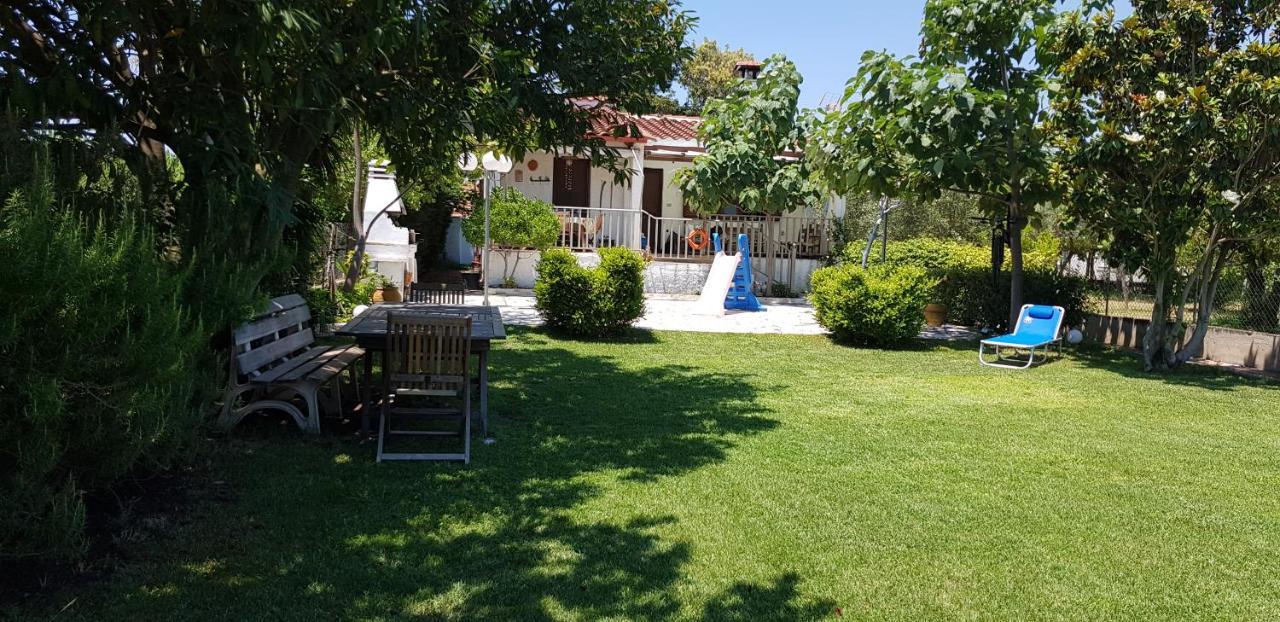 Country House By The Sea !!! Villa Karavómilos Buitenkant foto