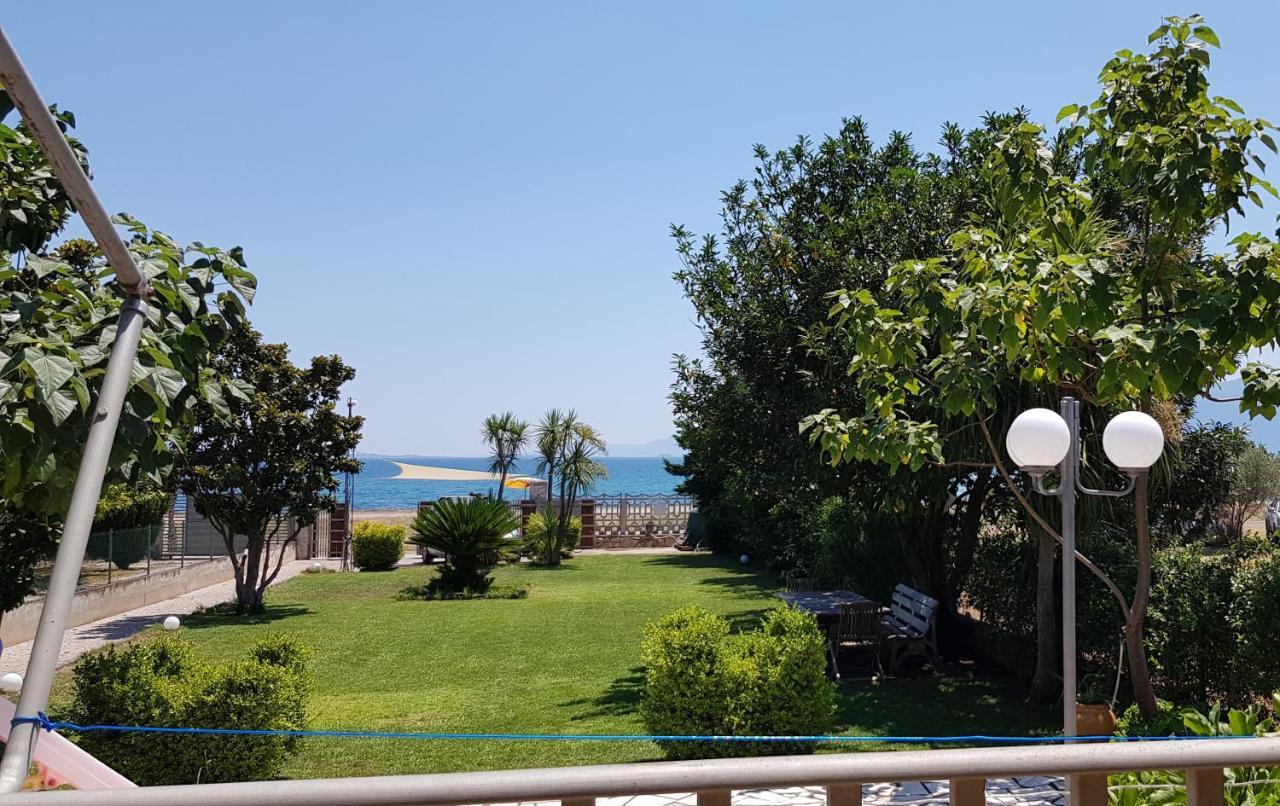 Country House By The Sea !!! Villa Karavómilos Buitenkant foto