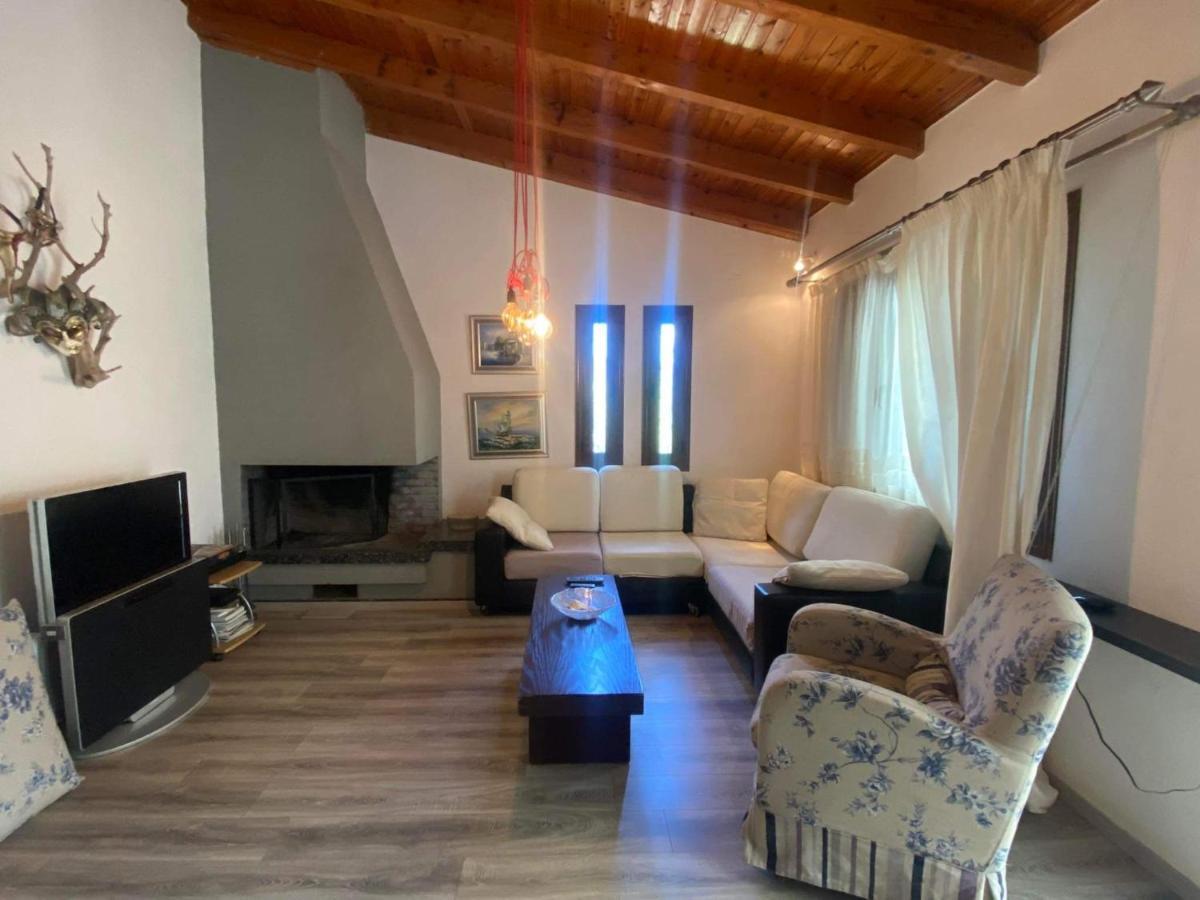 Country House By The Sea !!! Villa Karavómilos Buitenkant foto